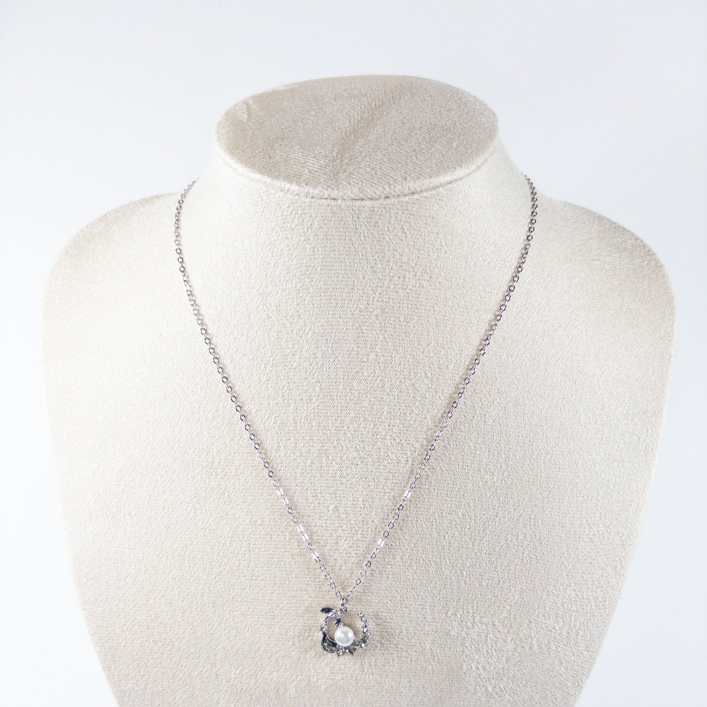 : Pearl Bloom Necklace - Emilia Charms