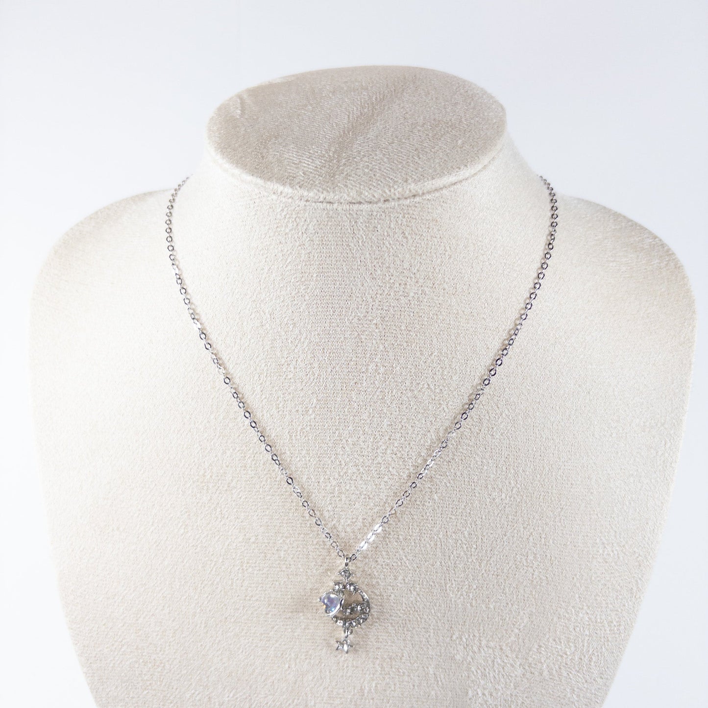 : Star Seeker Necklace - Emilia Charms