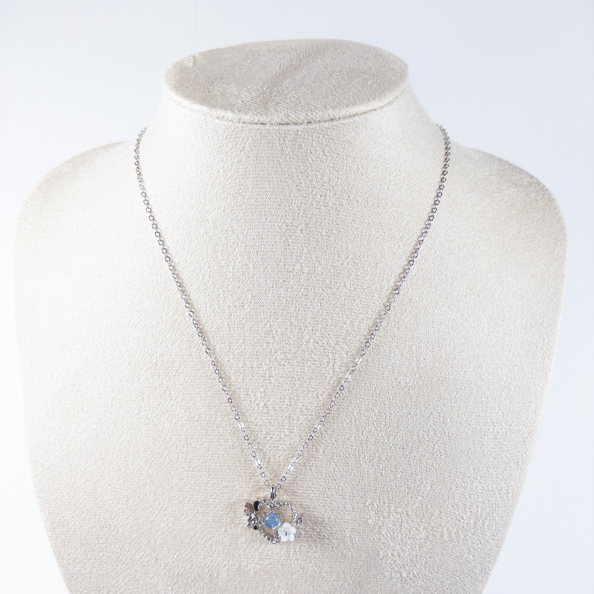 : Fleur de Love Necklace - Emilia Charms